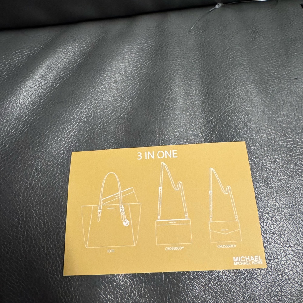 Michael Kors Pink Women's Bag Set - Picture 7 of 9